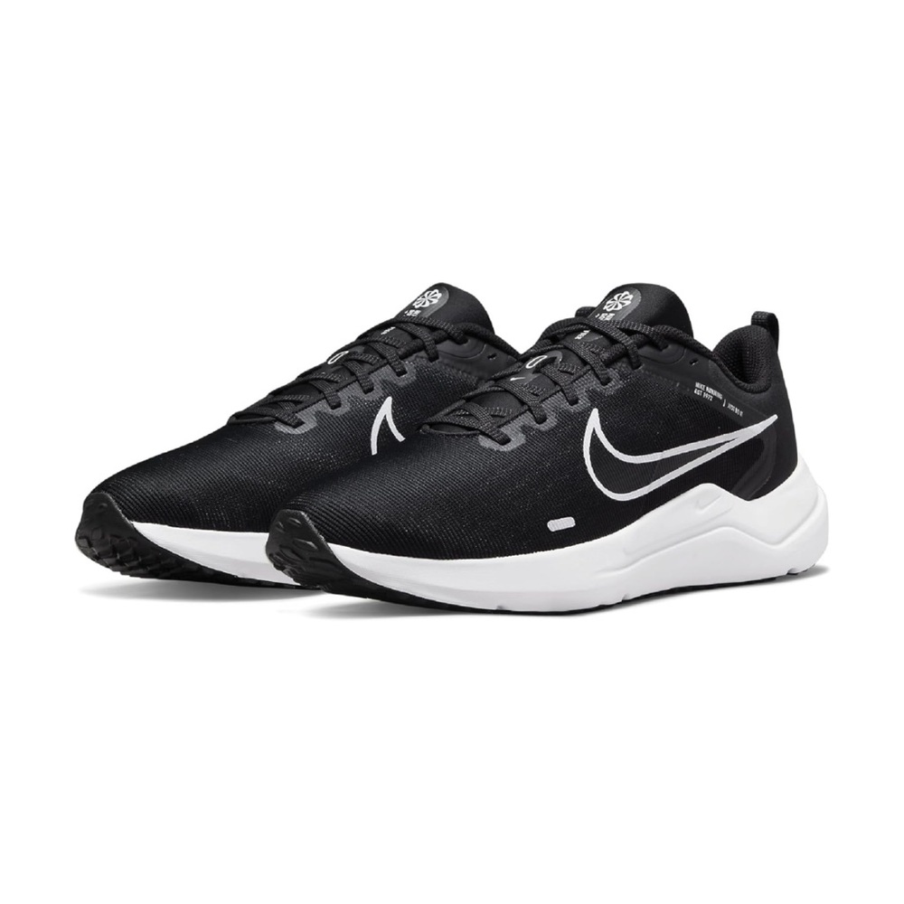 Nike Downshifter 12 Sneaker